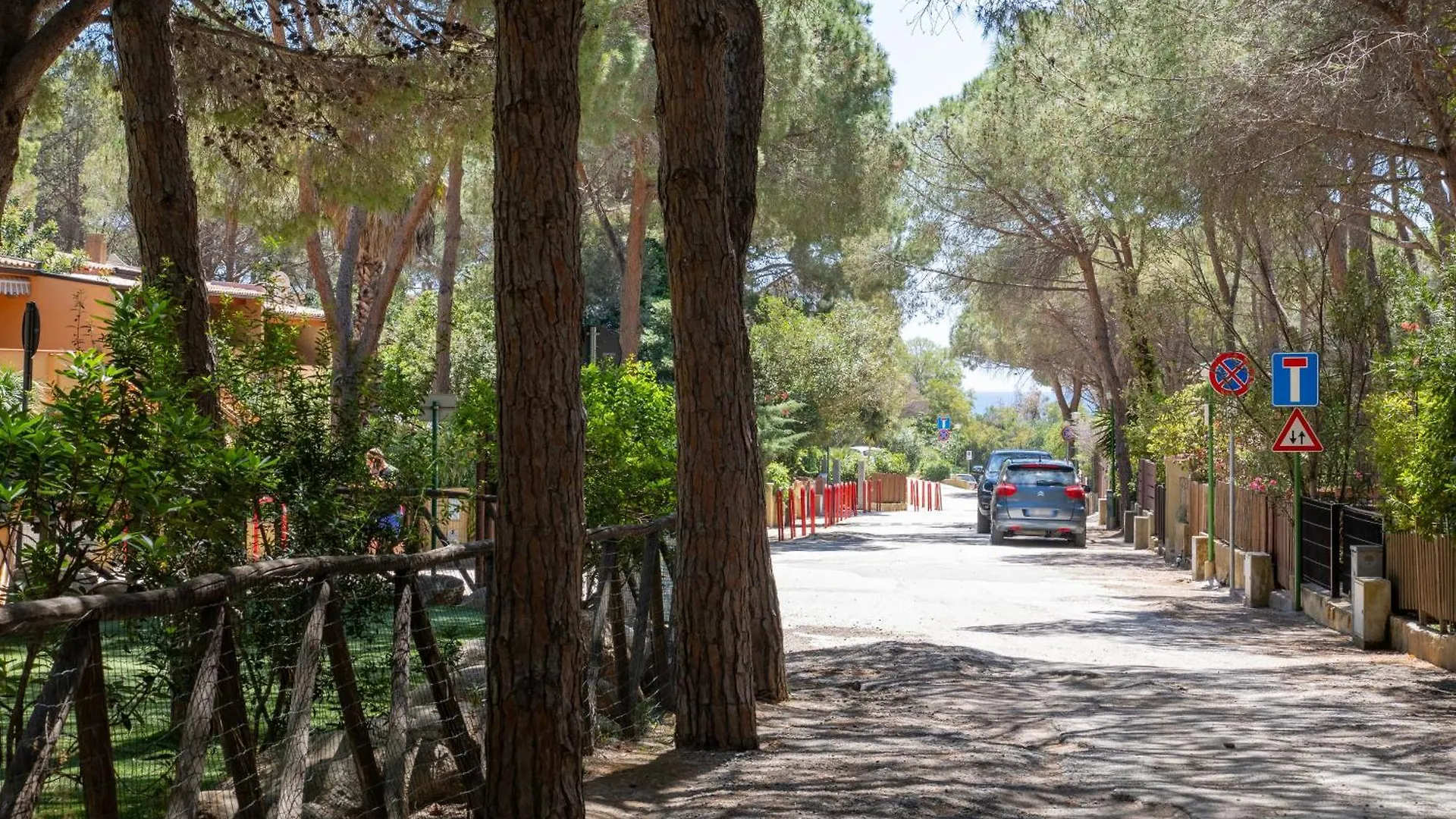Sea Walk Holiday House Fort Village Italia